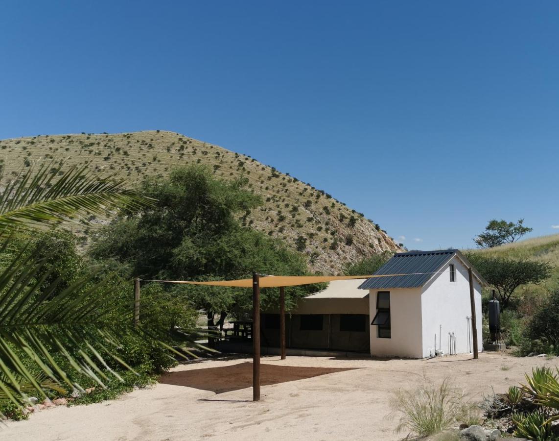 Achab Self Catering Tent Usakos Экстерьер фото